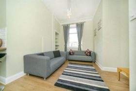 2 bedroom Flat to re...